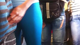 أعطى الرجل على موقع  ...